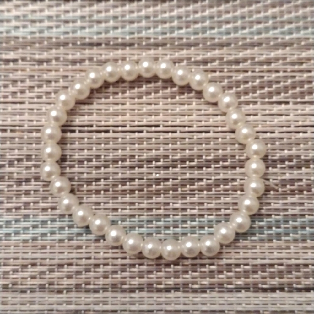Faux Pearl Bracelet